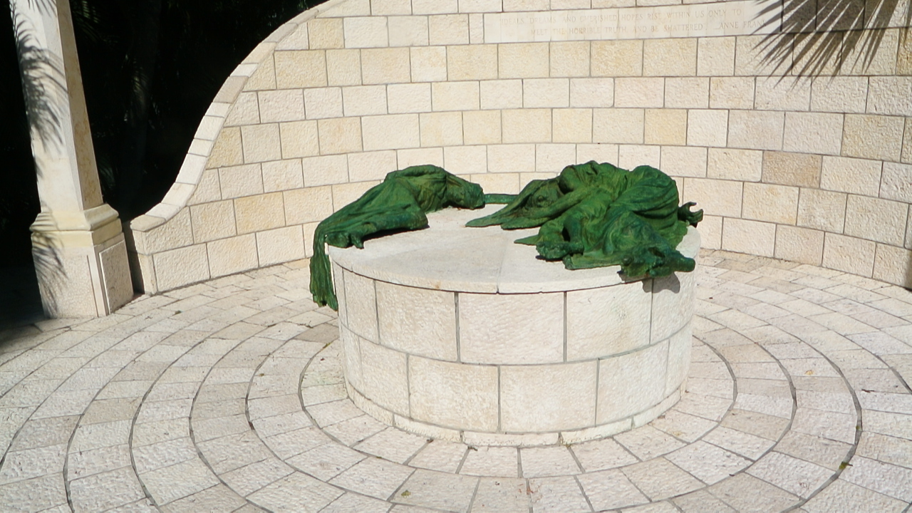 Holocaust Memorial Miami Beach