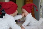 Zwillingsratgeber zwillinge-baby-145x100 Zwillingsblogs – die wichtigsten Seiten rund um den doppelten Nachwuchs 